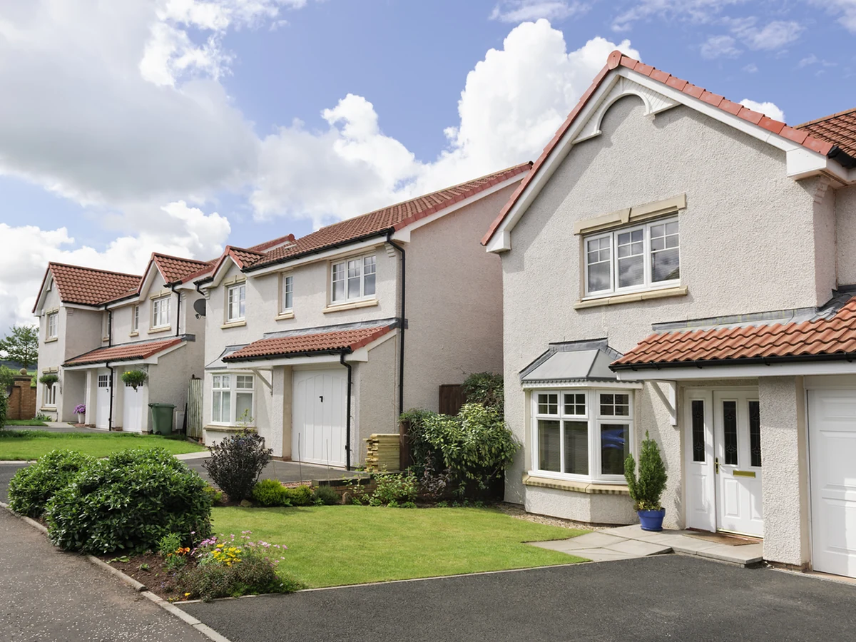 exterior-painting-row-modern-british-chesterfield-decorators-2 Exterior painting of modern British terraced row in Grassmoor by Chesterfield Decorators, professional painters